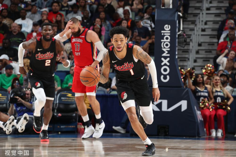 中辽宁队的 中辽宁队的