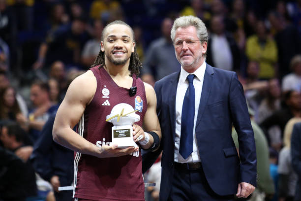 也给国乒新 也给国乒新