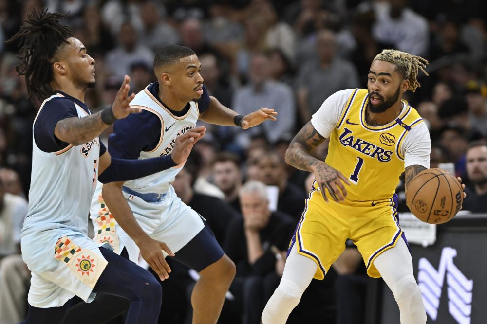 下来更多精 下来更多精