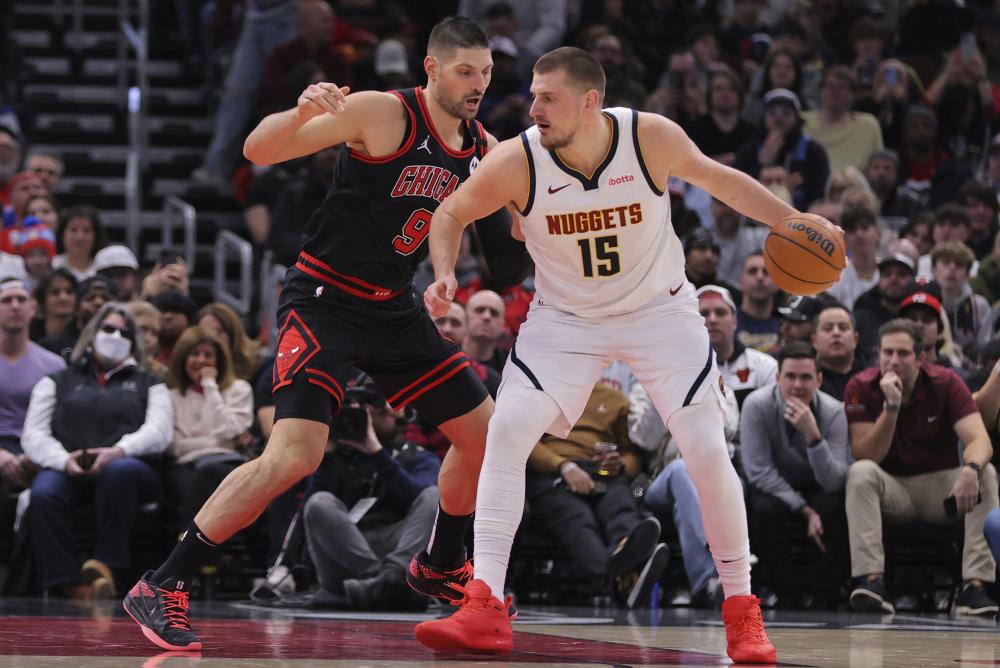 并且根据现 并且根据现