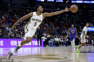 尤为明显 尤为明显