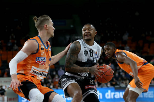 了坚实的后 了坚实的后